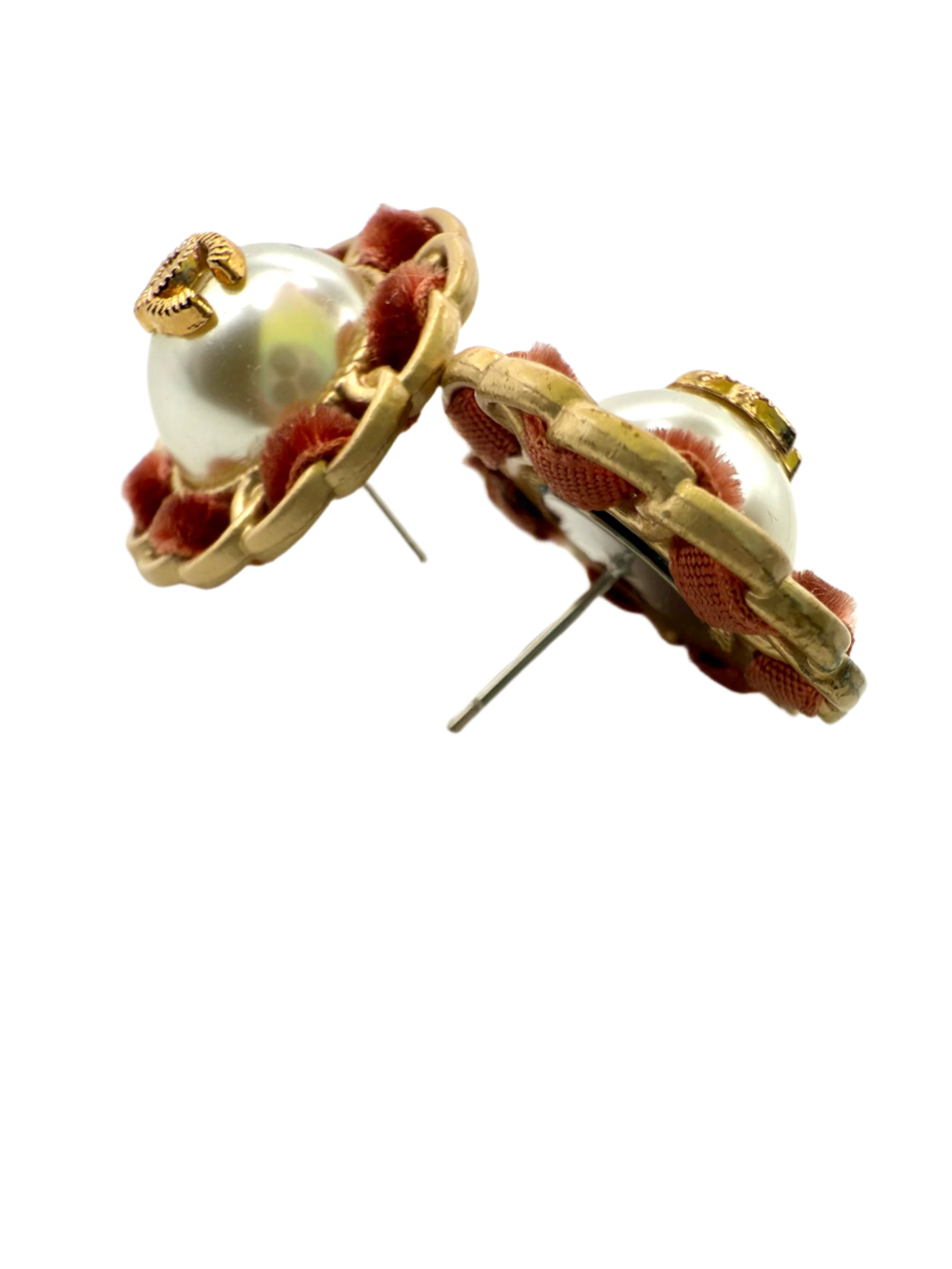 REPURPOSED BUTTON WINE JOEY STUDS