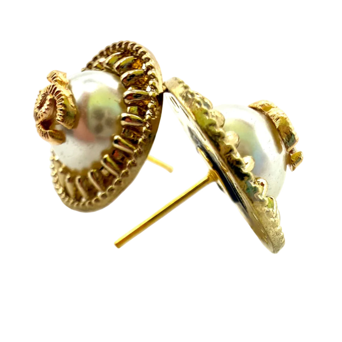 REPURPOSED BUTTON LEAH STUDS