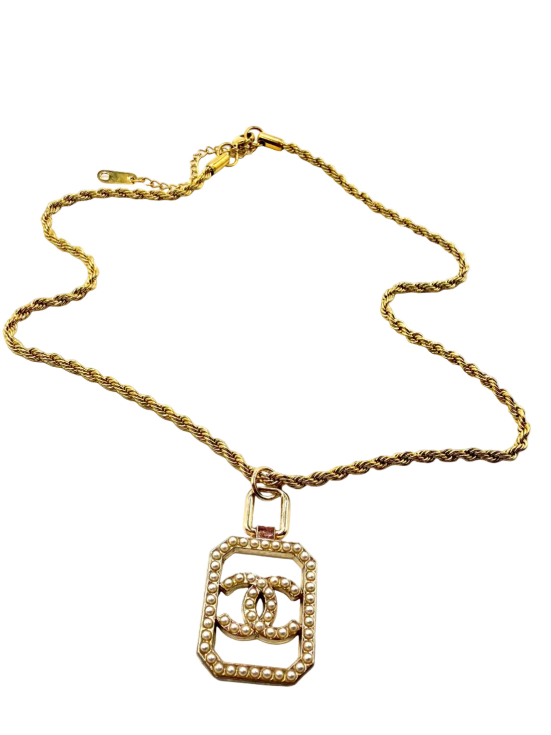 REPURPOSED PEARL TRIM CHARM NECKLACE