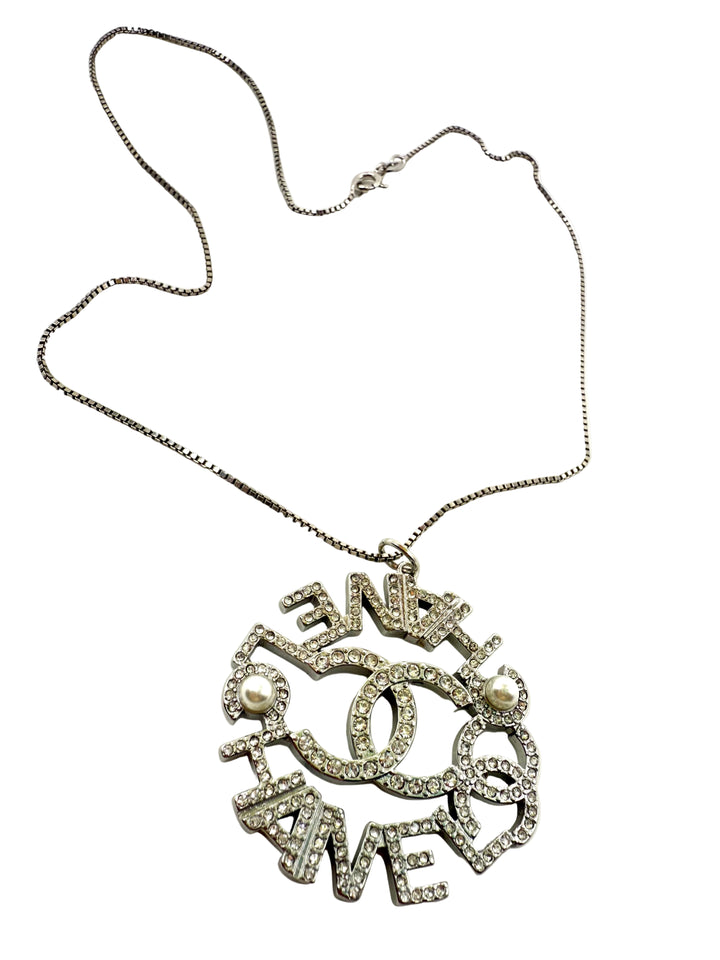 REPURPOSED SILVER STONE/PEARL CHARM 16” NECKLACE