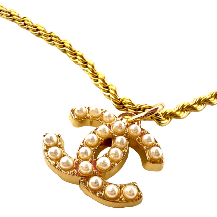 REPURPOSED PEARL CHARM NECKLACE