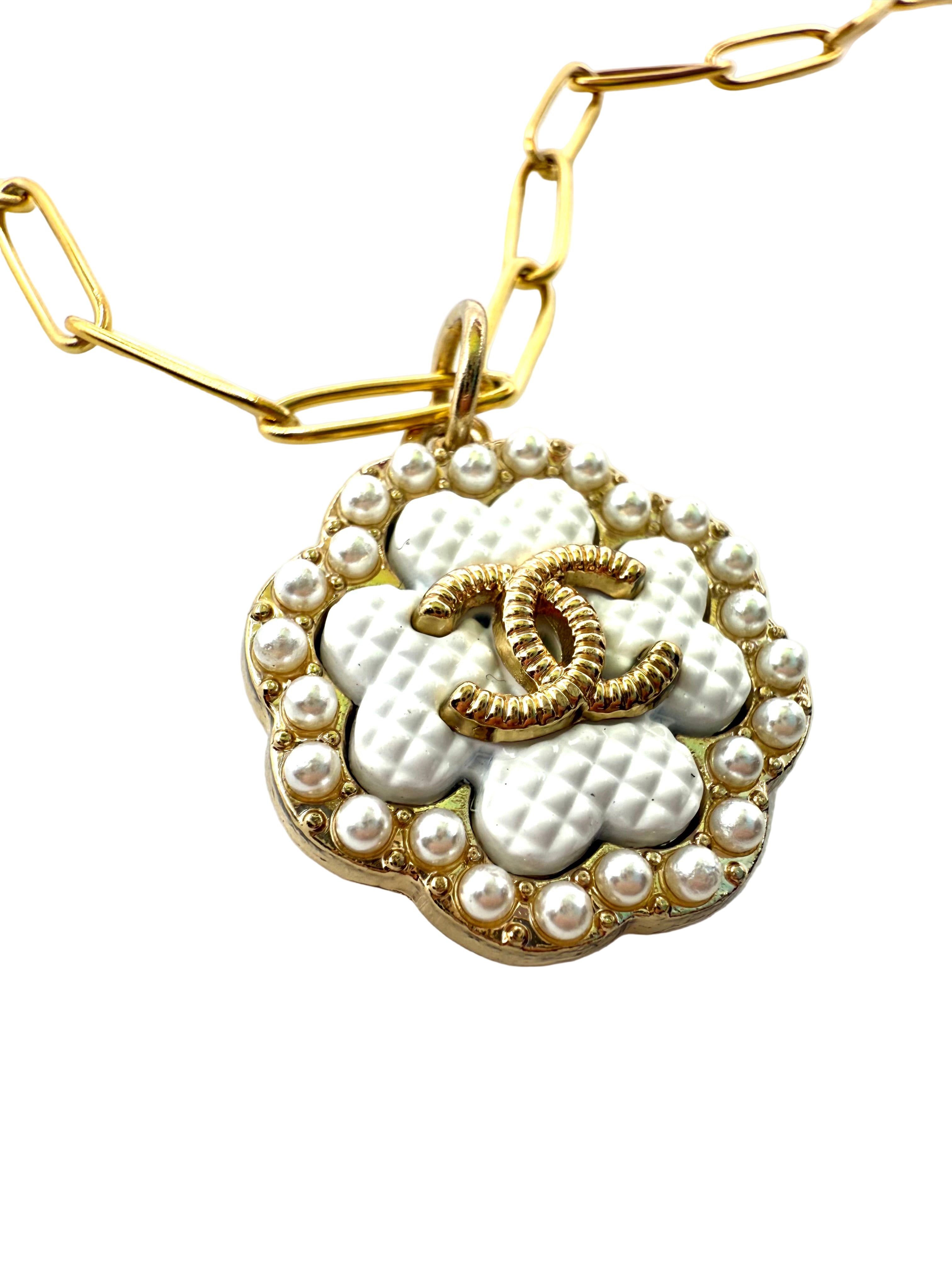 REPURPOSED WHITE/PEARL CHARM 18” NECKLACE