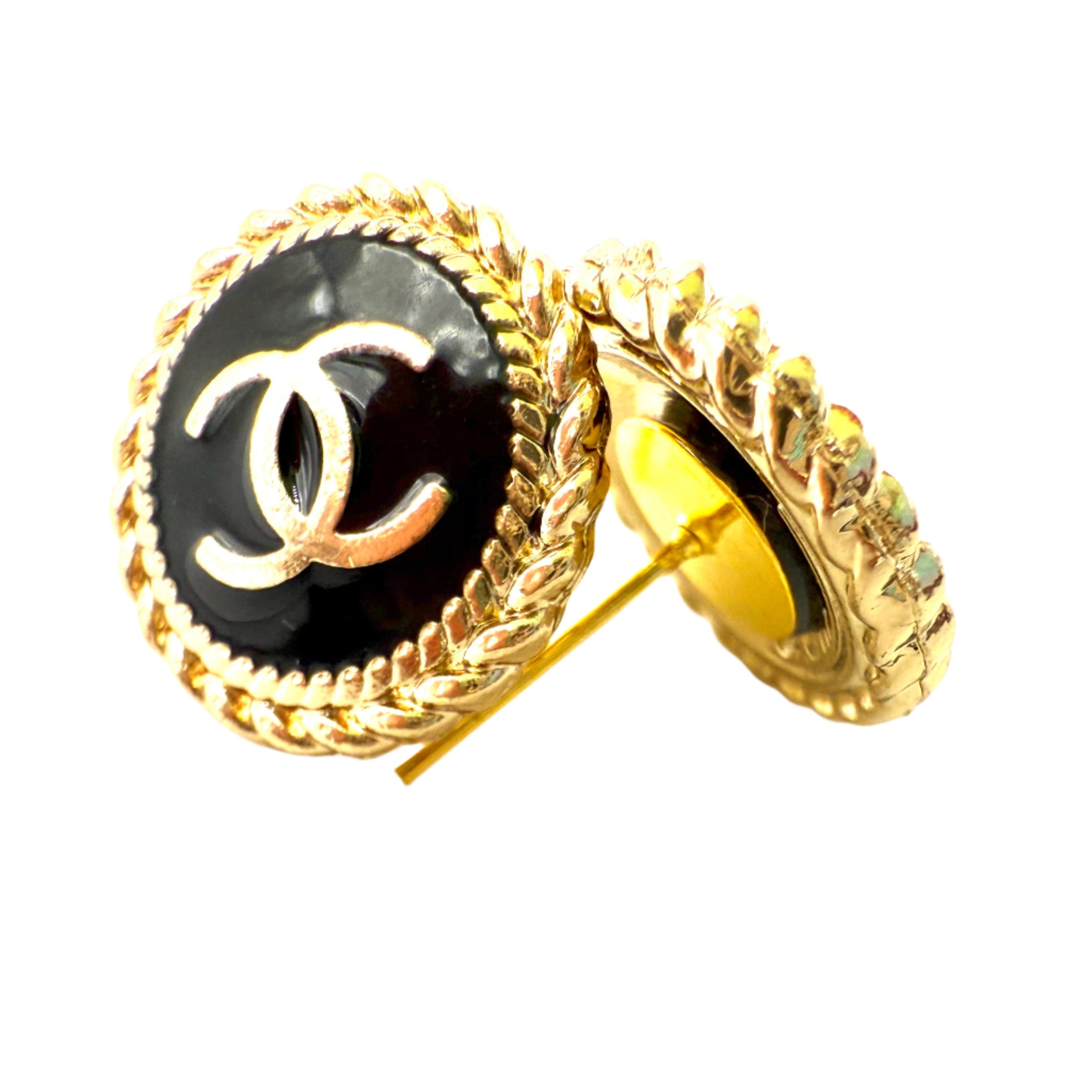 REPURPOSED BUTTON ANNA STUDS BLACK/GOLD