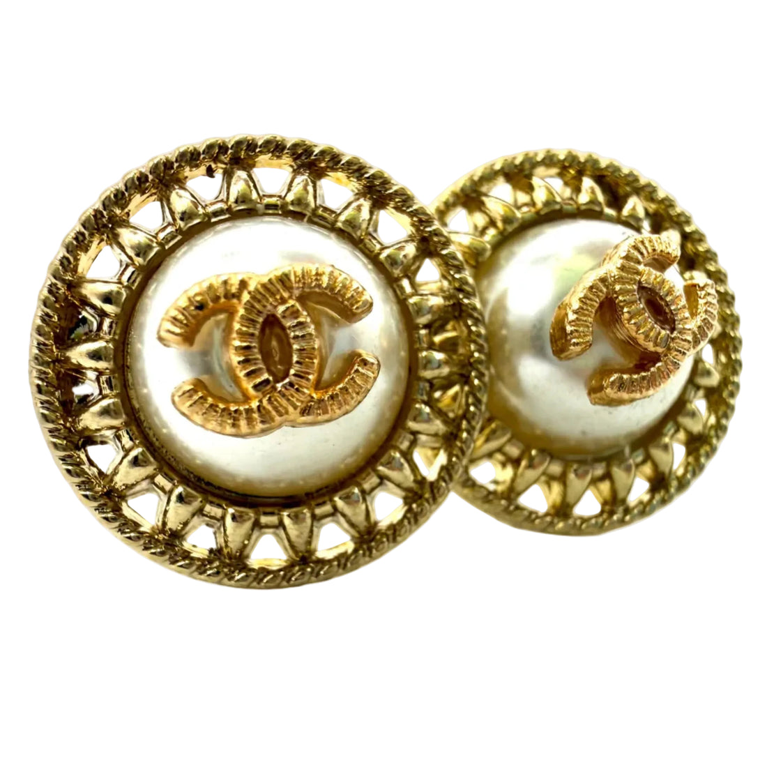 REPURPOSED BUTTON LEAH STUDS