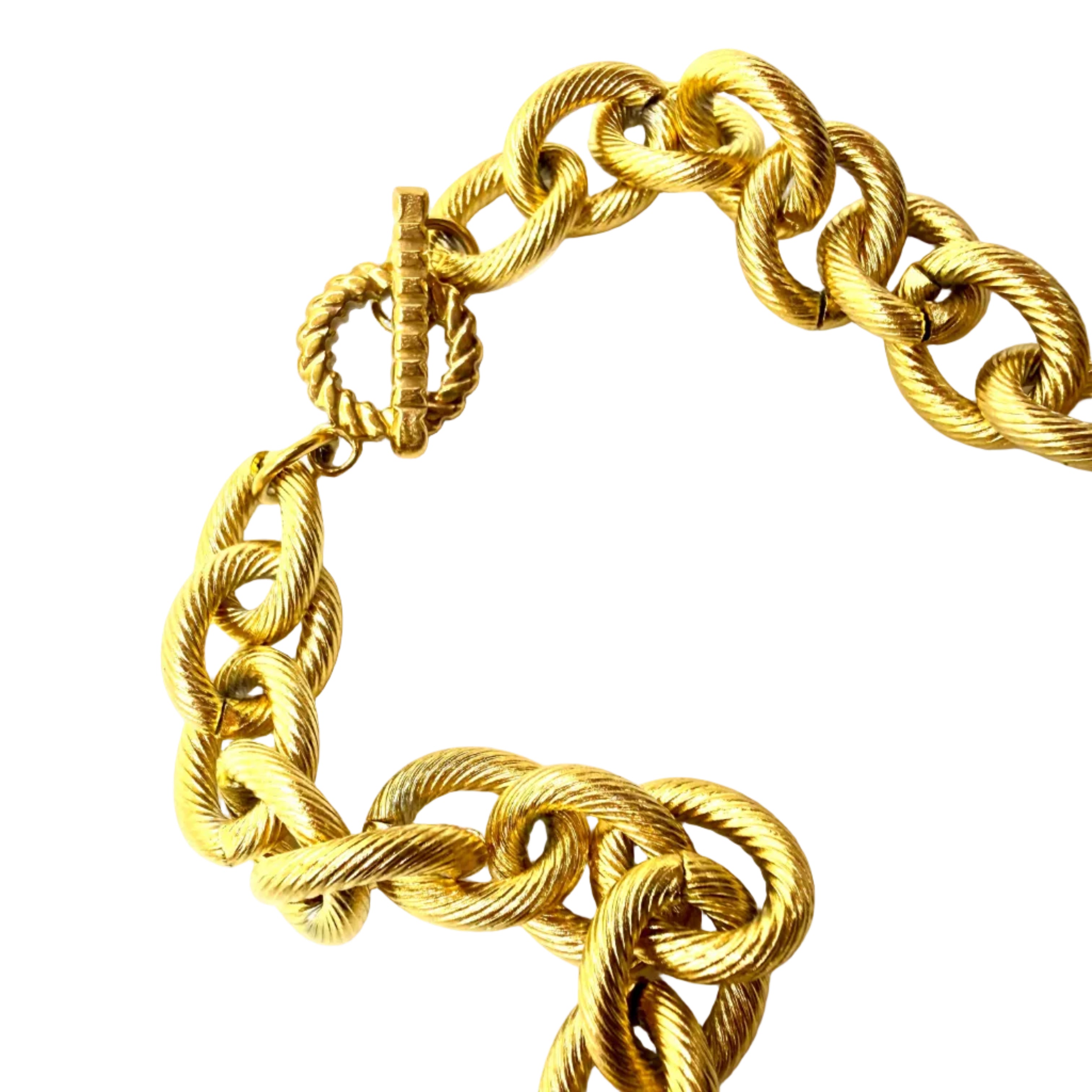 REPURPOSED FAUX PEARL HEARD CHARM CHUNKY GOLD CHAIN NECKLACE