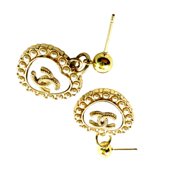 REPURPOSED CHARM WHITE PEARL HEART EARRINGS