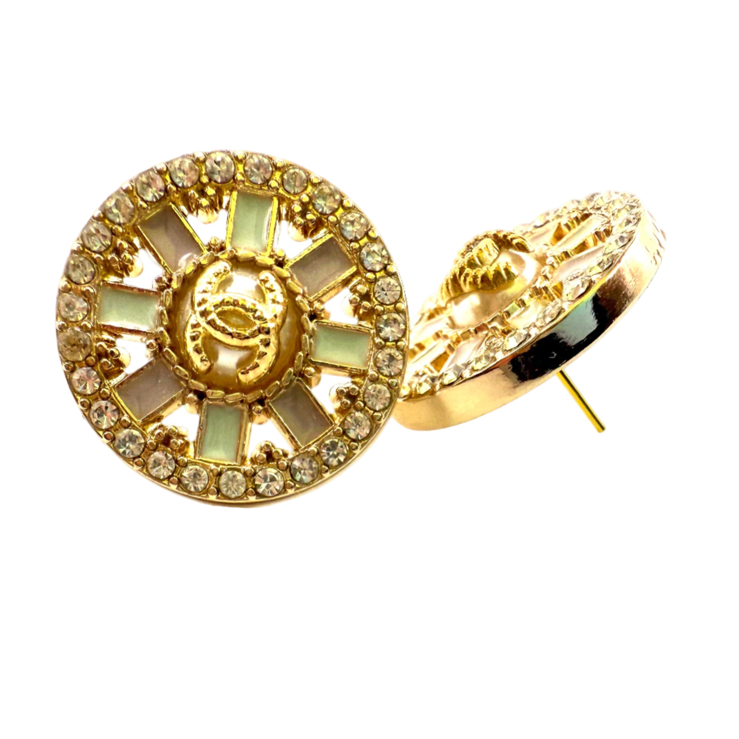 REPURPOSED BUTTON BITSY STUDS