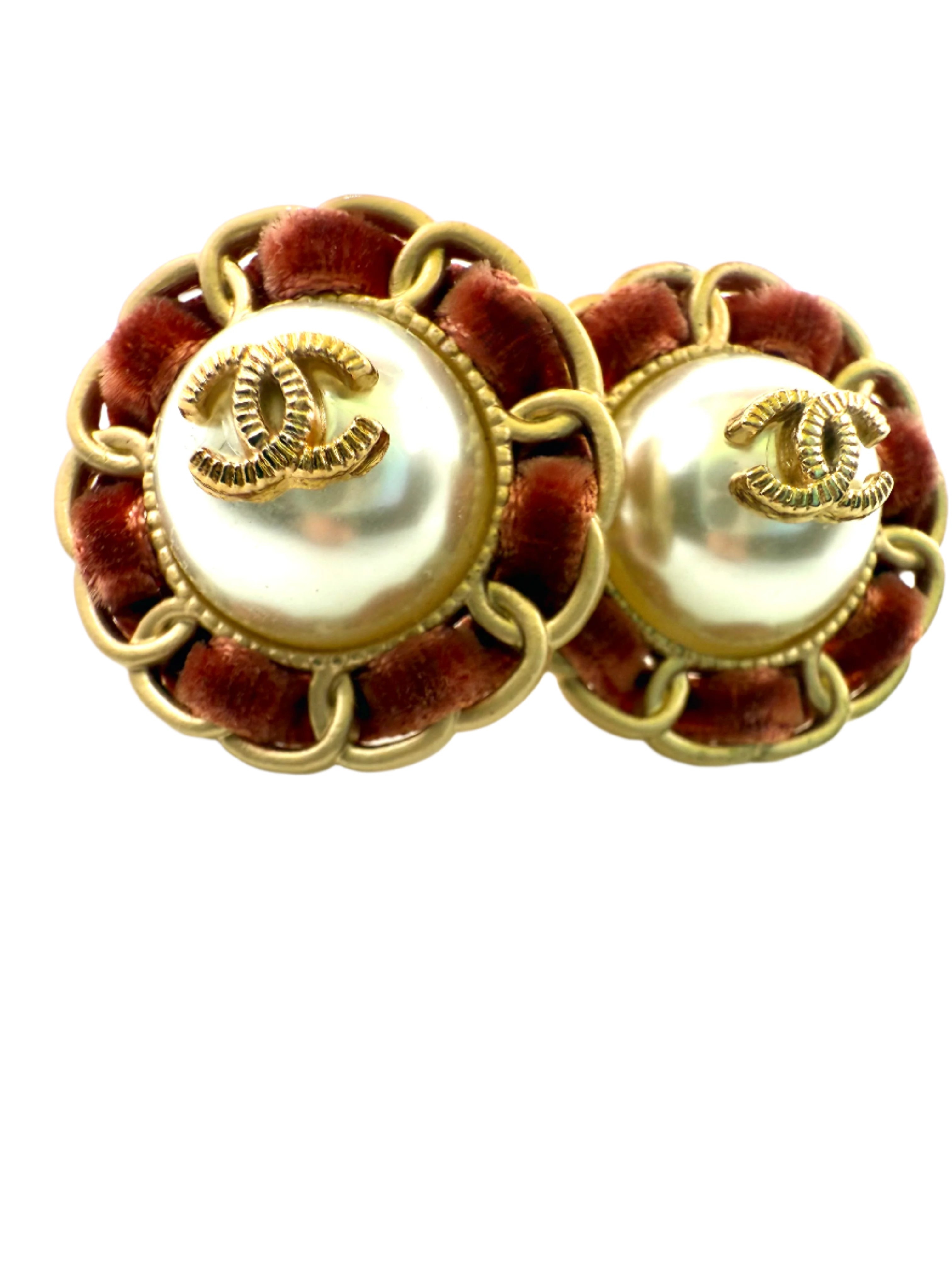 REPURPOSED BUTTON WINE JOEY STUDS