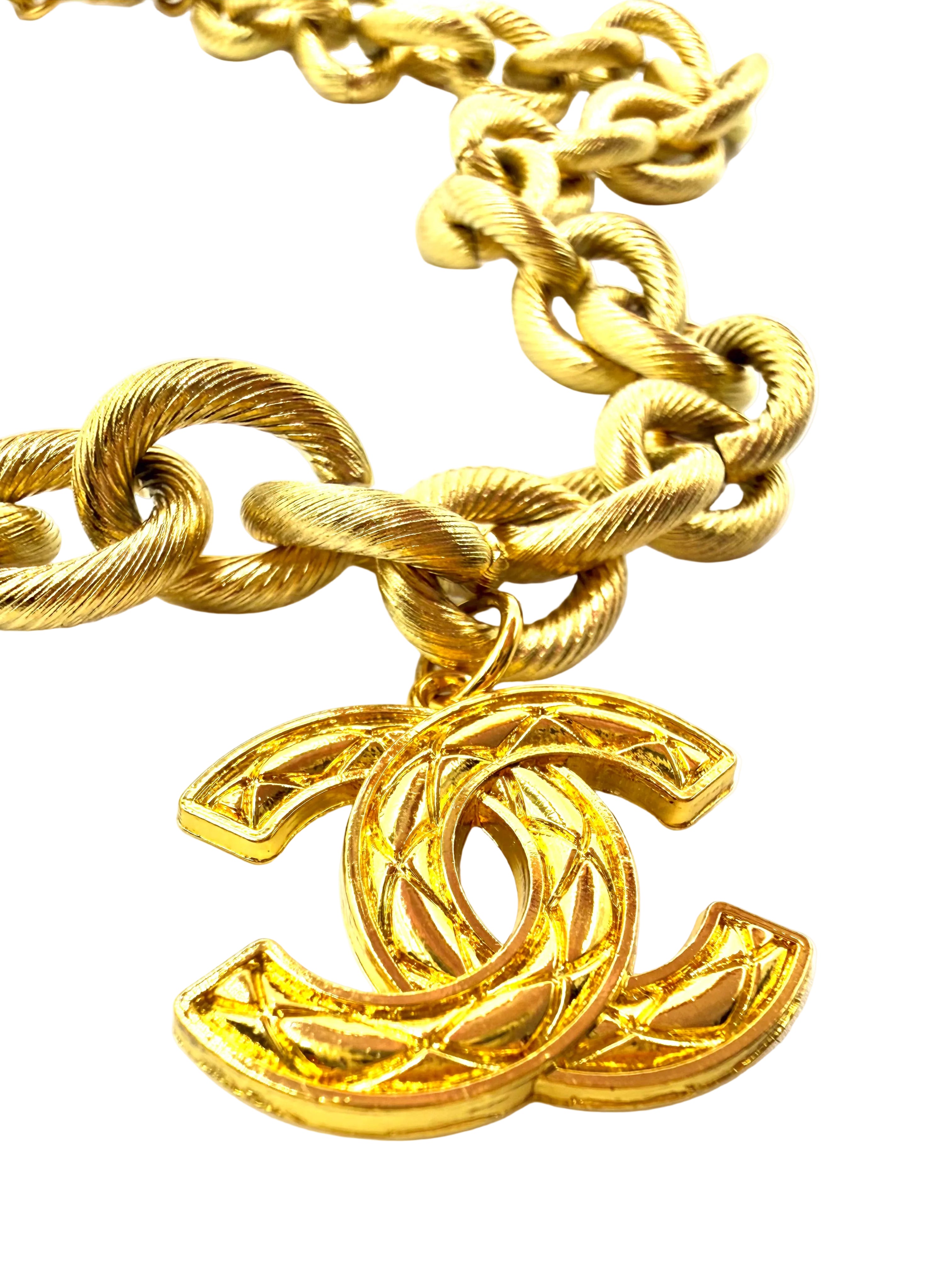 REPURPOSED GOLD CHARM CHUNKY CHAIN NECKLACE