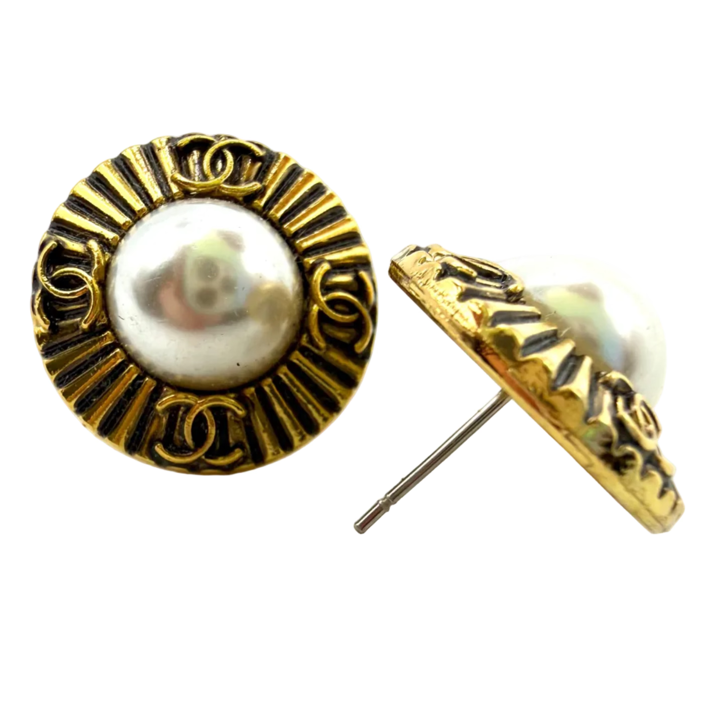 REPURPOSED BUTTOM AMELIE STUDS