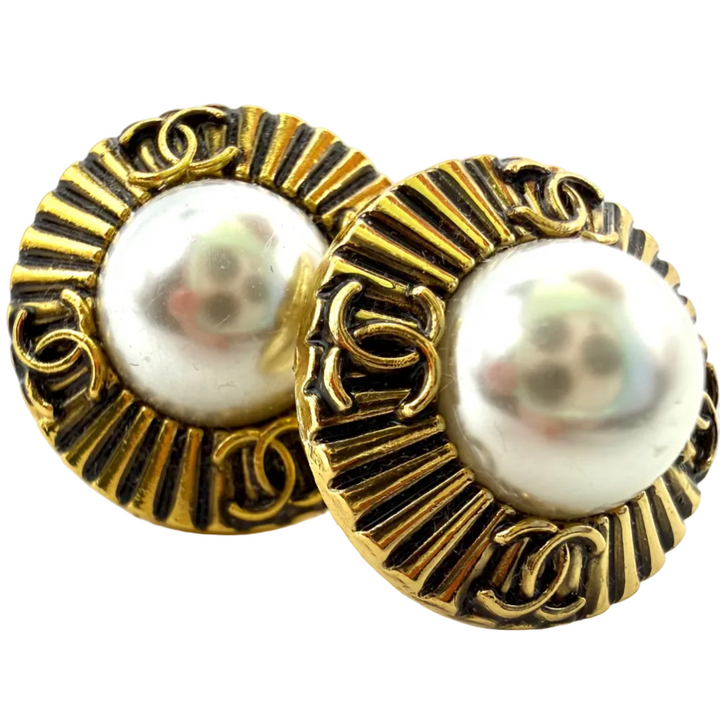 REPURPOSED BUTTOM AMELIE STUDS