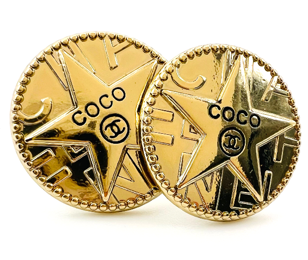 REPURPOSED BUTTON MALIN STUDS